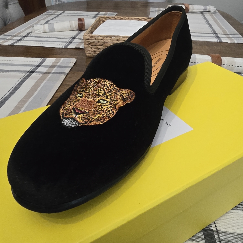 Mens Black Velvet Loafers with Embroidered Leopard